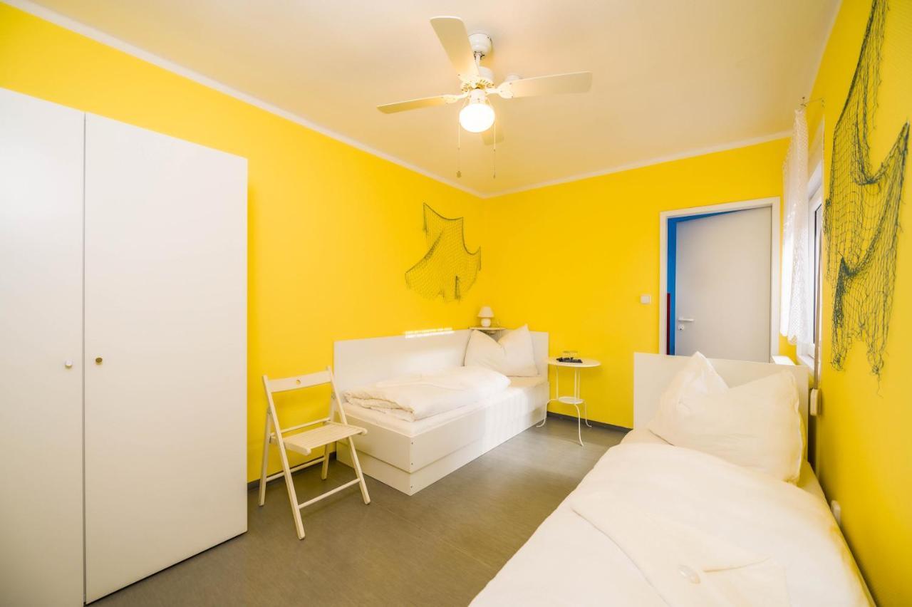 La Port Hotel *